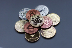 资金费率持续处于高位时,多头头寸面临哪些潜在风险? - 币圈网